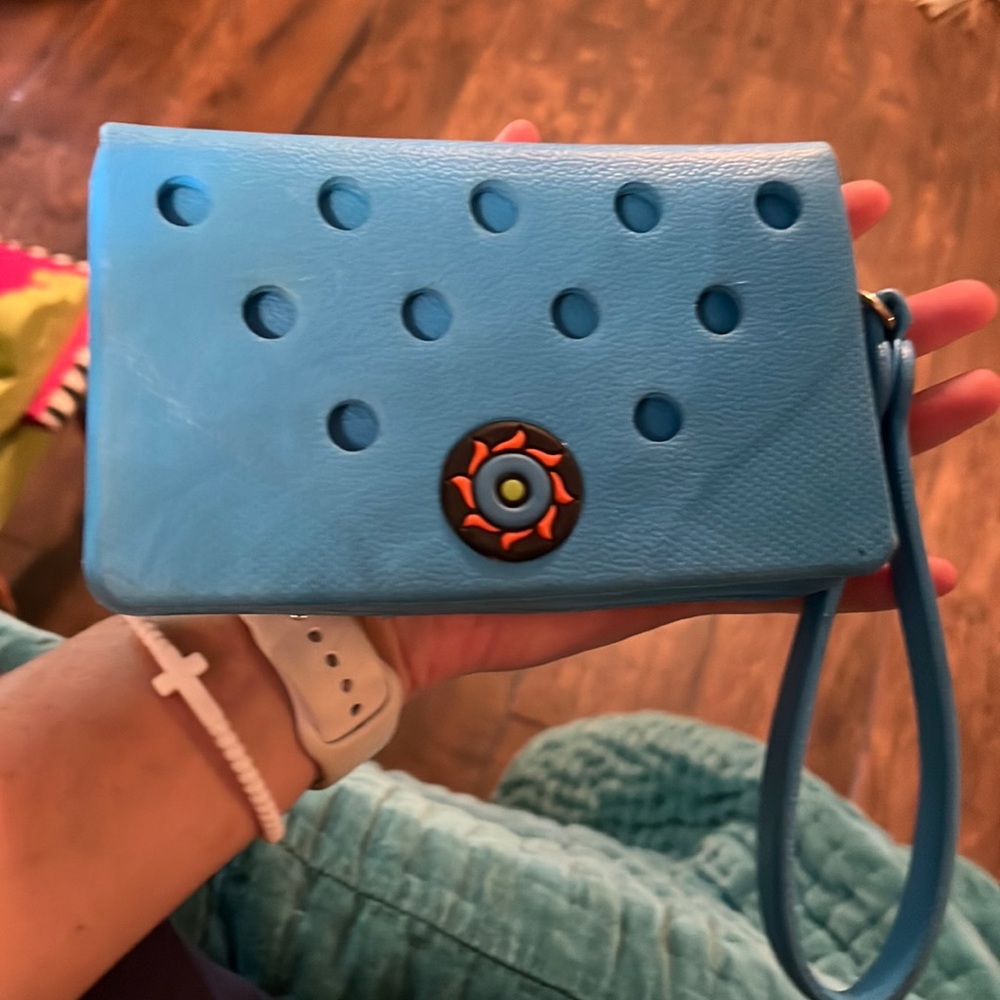 NEW CROC WRISTLET